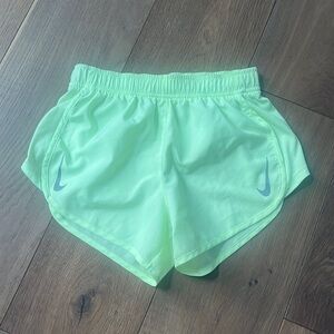 Nike running shorts - Size xs - no defects